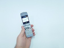 Rare Philips 330 Silver (Unlocked) Mobile phone collectors item  CT3308