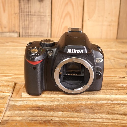 Faulty nikon d60 camera - nikon,