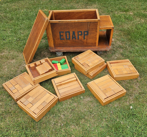 Vintage wooden ride - vintage, train