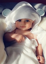 NEW Extra Large Bamboo Natural Fibre Hooded Baby Towel, Super Soft - Green Ear