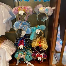 Disney Parks Mickey Rapunzel