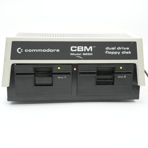 Commodore cbm 8250 - commodore,