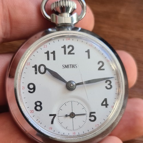 Vintage metal gents smiths - metal,