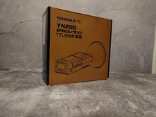 2x Yongnuo YN200 Speedlite