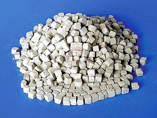 Plus model small granite - 1/48,