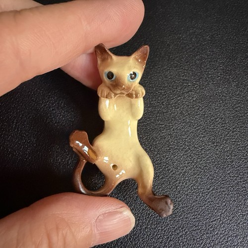 Vtg retired tiny hagen renaker - vtg,