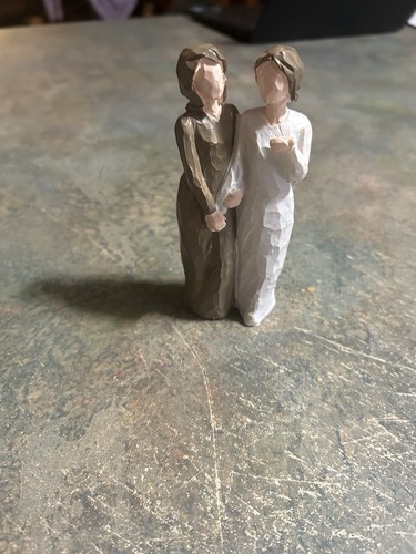 Two sisters resin - resin, figurine