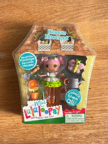 Mini lalaloopsy blossom - lalaloopsy,