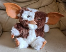 Gremlins GIZMO singing and