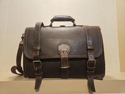 Saddleback leather company - leather,