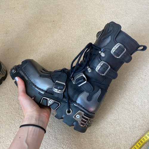 New rock boots reactor flame - rock,