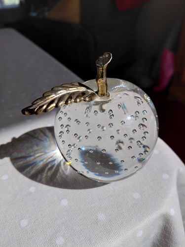 Apple shaped bubble - shaped, filled