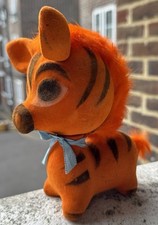 Vintage Retro Kitsch Flocked