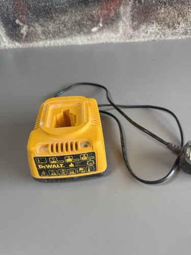 Dewalt de9116 18v - dewalt, battery