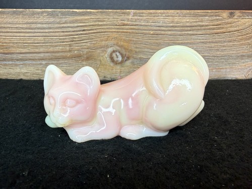 Fenton shiny burmese crouching - burmese,