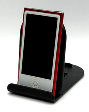 Apple iPod Nano 7th Gen 16GB