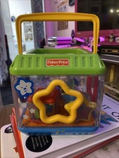 Fisher Price Vintage 2003 Peek A Boo Blocks Shape Sorter Musical Sounds Rare