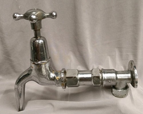 Single chrome wall - single, mounted