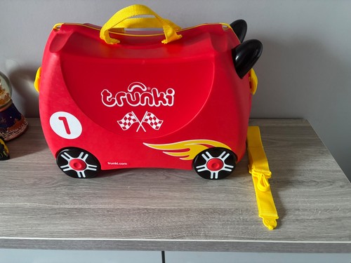 Trunki rocco the race car - trunki,