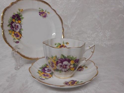 Antique victoria bone - c&e,