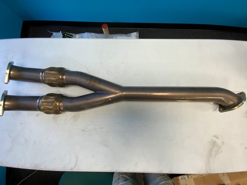 Nissan gtr r35 pipe - y,