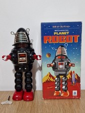 Vintage Wind Up Robot