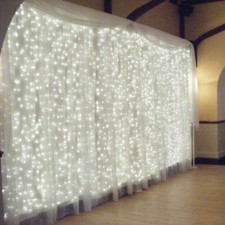 300/600 LED Curtain Fairy Lights Indoor/Outdoor Wedding Party Christmas Garden