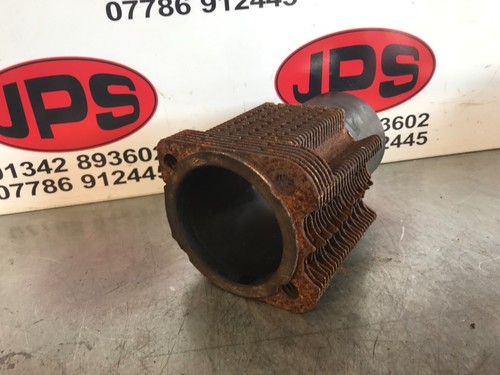Engine cylinder cooling fins - engine,