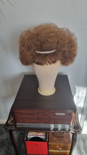 Drag queen wig mid brown - wig,