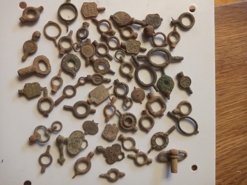 Old watch keys - job, over