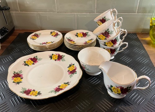 Queen anne china complete - anne,