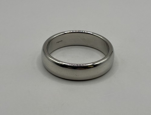 Tiffany platinum ring - co,
