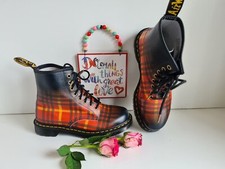 Dr Doc Martens 1460 tartan print backhand straw red black boots UK6.5 EU40 US8.5