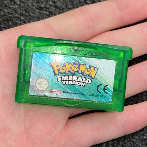 Nintendo pokémon emerald - pokémon,