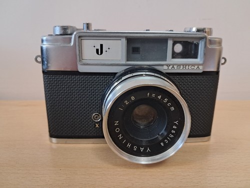 Yashica 35mm film - film, camera