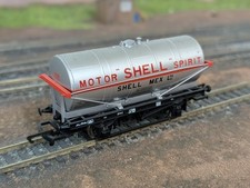 Hornby R6170 20 Ton Tanker ”Shell”