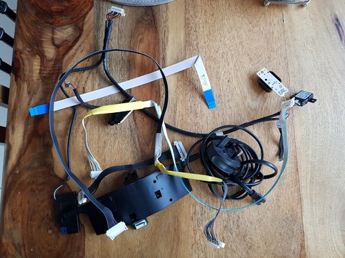 Samsung ue46f8000 accesories - samsung,