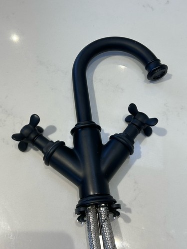 Calypso bathroom matt - matt, black