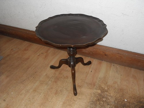 Vintage round tripod - vintage, wooden