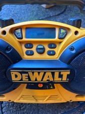 Dewalt DC011-GB/QW Site Radio 