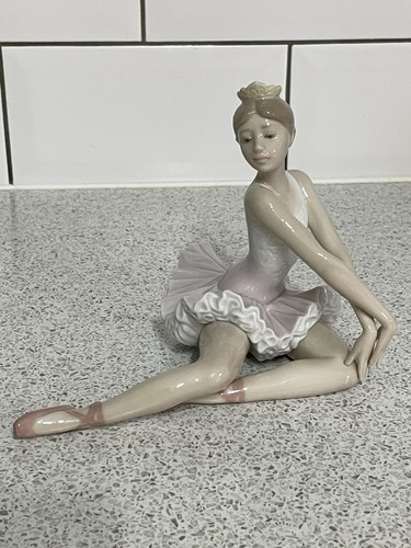 Lladro porcelain graceful - lladro, "graceful