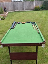 Snooker table 6ft x 3ft With Folding Legs Very Nice Condition With Balls / Cues