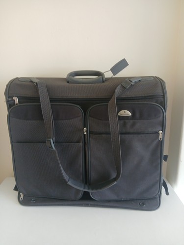 Samsonite garment bag flush - garment,