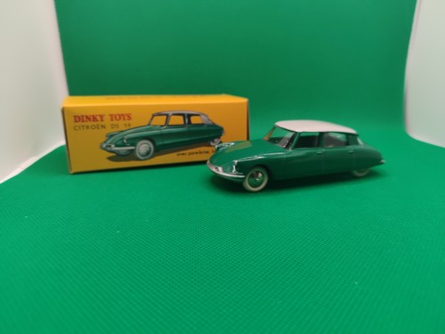 Dinky toys atlas editions - dinky,