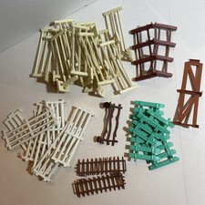 NP158 Vintage toys farm animal fencing spares Britains + unbranded mixed bundle