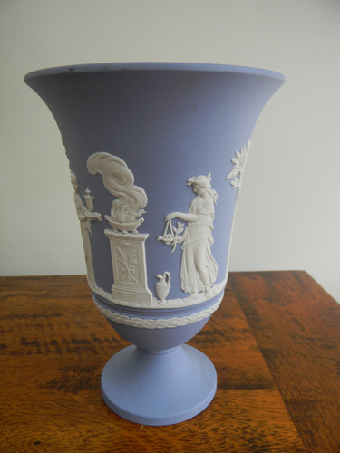 Wedgewood jasperware trumpet - jasperware,