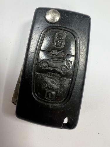 Genuine peugeot button - peugeot,