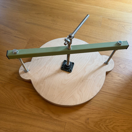 Large circular finishing press