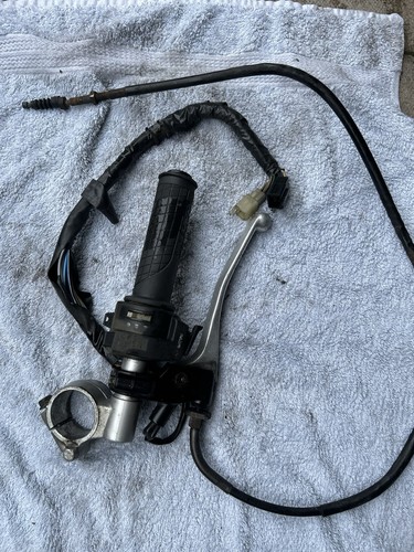 Honda cbr 400rr nc23 throttle - honda,