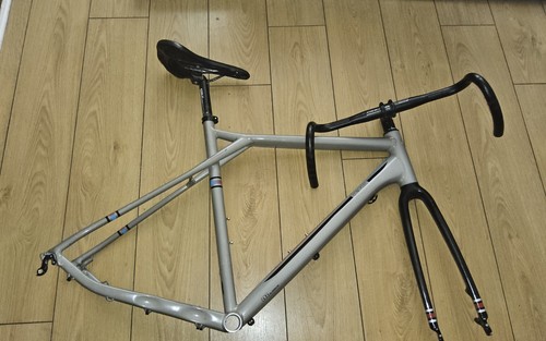 Grade gravel bike - gt,